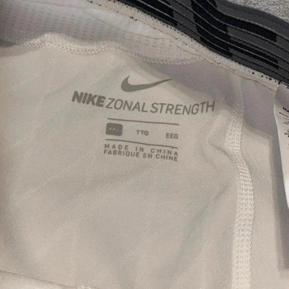 NWT NIKE MEN NBA COMPRESSION PANTS WHITE TARGETED PERFORMANCE 2XL MESH CROTCH - Picture 11 of 12